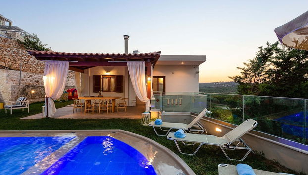 Villa in Crete With Private Pool & Beaches Nearby - Foto 2, Imagen principal