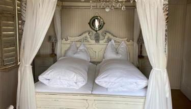 Cafe einzigARTig - Foto 2