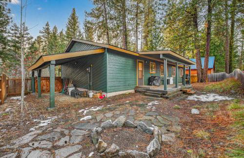 Evergreen Escape- Walk to Downtown & Boat/trailer Parking! - Foto 28