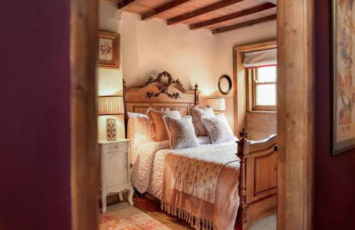 Historic, Hidden, Cosy, Log Burner, 10mins walk to Holmfirth - Foto 4