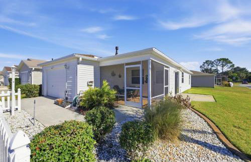 Lovely 2BR Near Lake Sumter and Brownwood With Golfcart - Foto 14