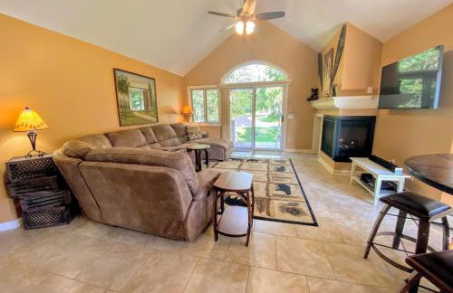 G5 WOW Stunning single level home next to golf course and Mt Washington Hotel AC skiing - Foto 4