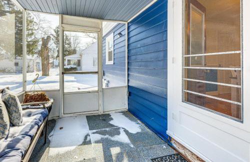 3 Mi to Hospitals Inviting Rockford Home with Yard! - Foto 18