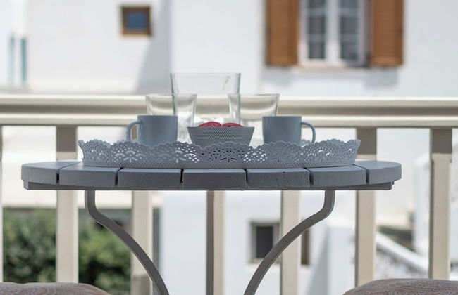 Mykonos Twins - Photo 51