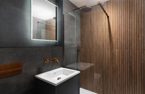 Modern Garden Apartment in a Large Victorian house - Foto 25