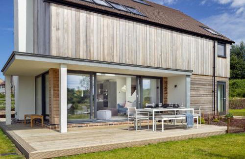 Lakeside property with spa access on a nature reserve Maple House BV08 - Photo 3