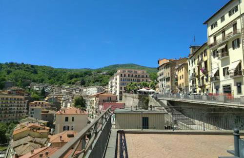 ALLOGGIO VIOLA nel CUORE DI SORIANO - Foto 16