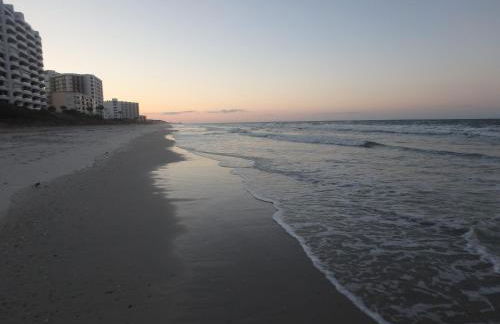 Honu Hideaway at Ocean Walk Resort - Foto 29