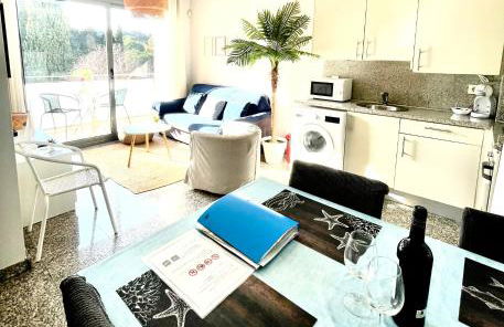 BEACH&POOL, Boutique Apartament with free parking, full equipped in Fenals Beach - Foto 13