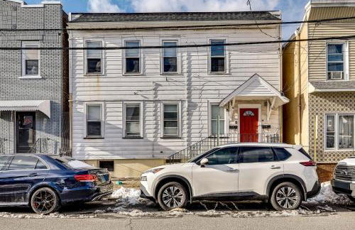 Walk to Public Transit! Pet-Friendly Lodi Apt - Foto 3