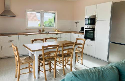 Casa Elo - Fresh-Built Home with Pool - Foto 7