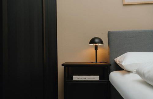 Homely Berlin - Familien & Gruppen, Eigener Eingang, Top Anbindung - Foto 12