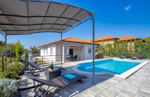 3 Bedroom Nice Home In Kapovci - Foto 10