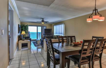 Destin Towers 142 - 2 Bedroom Beach Front Condo in the Heart of Destin with Amazing Views! - Foto 26