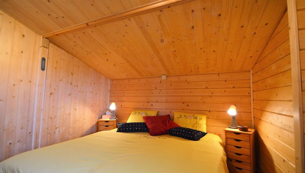 Pleasant Chalet in Anhee in a Charming Area - Foto 3, Camera