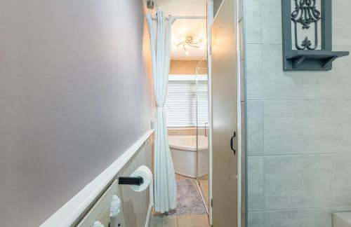 Basildon Retreat Cozy 3-Bedroom Home - Foto 13