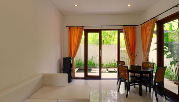 Entrada (vista interior)