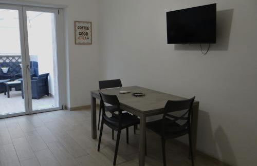 Casa Cinzia con piccolo giardino - Foto 12