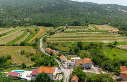 Holiday House Ivan with heated pool - Photo 13