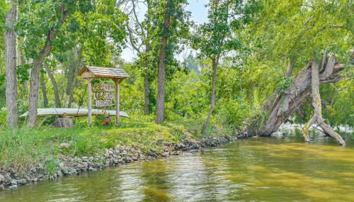 On-Site Trails Rock River Retreat in Jefferson! - Foto 2