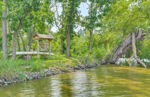 On-Site Trails Rock River Retreat in Jefferson! - Foto 2