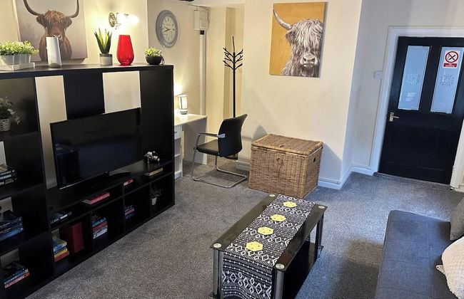 Apartment - Sleeps 2 - Parking - Wifi - Foto 3