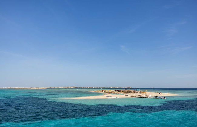 Utopia Island Excursion - Photo 2