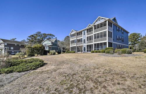 Spacious Southport Condo with Balcony! - Foto 32