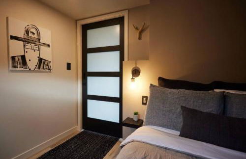 Modern A-frame w/ hot tub + view - Foto 46