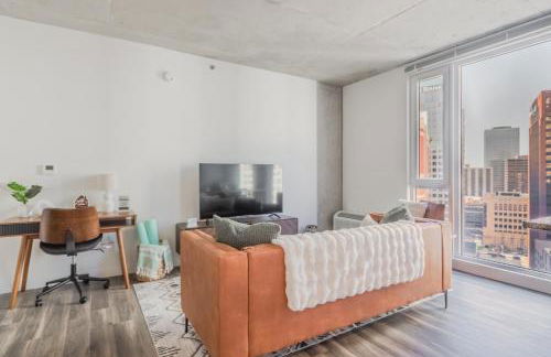 Skyline Sanctuary - Photo 10