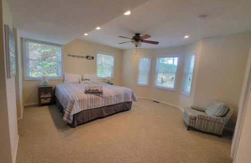 Beachfront~Private Sand Beach~Close Mackinac Ferry - Foto 37