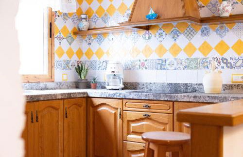 Villa en Valencia, piscina privada y metro 500m - Foto 35