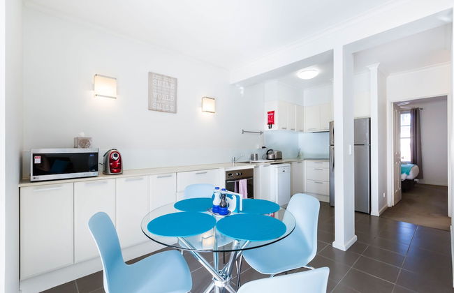 AMAL, 1BDR North Melbourne Apartment - Photo 6