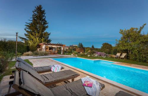 Holiday house Dorstari by Villsy - large garden with pool, playground for kids and adults - Photo 40