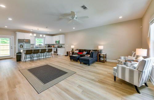 4 Mi to Auburn University Townhome with Fenced Yard - Foto 3