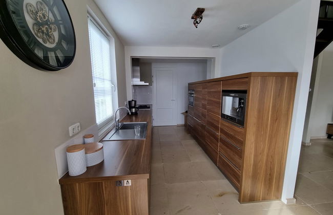 4 bedroom House in Susteren with swimming pool and terrace - Photo 4