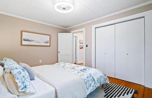 Roberson House Private Pool Walk to DT Sleeps 12 - Foto 30