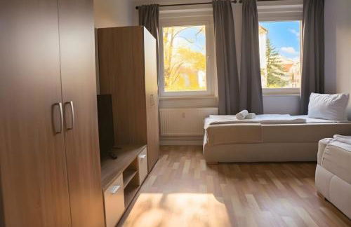 Modernes 5-Personen Apartment mit kostenlosen Parkplätzen, Boxspringbetten, WLAN, 3x TV, vollausgestatteter Küche - Foto 4