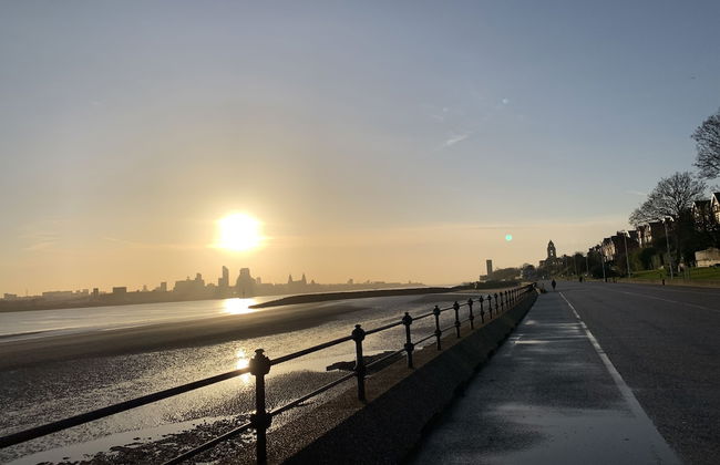 Lovely 2-bed Apartment in Wallasey, Sleeps 4 - Foto 15