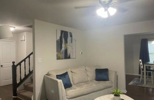 Getaway Home, Huge Yard and Smart TVs in All Rooms - Foto 14