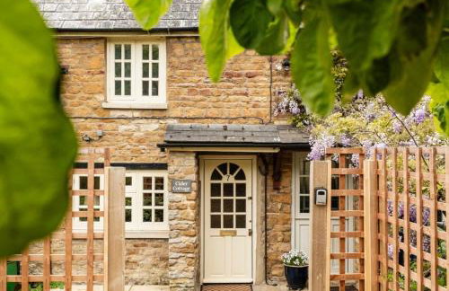 Cosy 2BD Cottage in Oxfordshire - Near Daylesford! - Photo 52