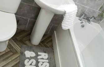 Delightful 2 bed town centre house, sleeps 4 - Foto 2