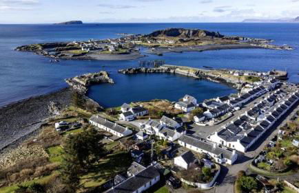 Misty Isles Cottage- Ellenabeich, Easdale, Isle of Seil - Photo 17