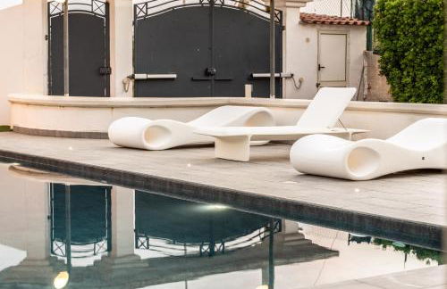 Deep Blue Sea - Photo 42