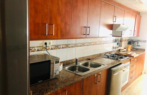 Apartamento con terraza y piscina en Malgrat de Mar - Foto 17