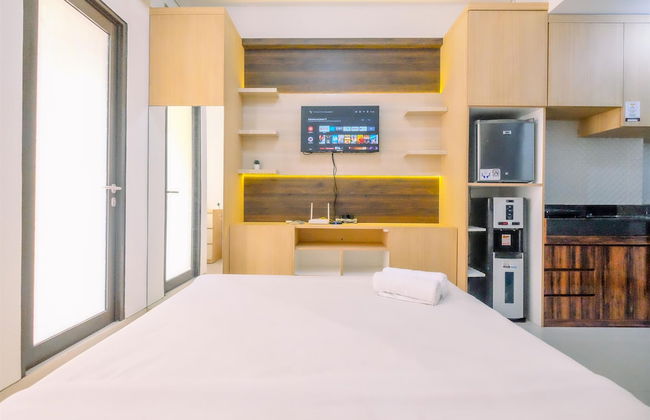 Homey And Well Design Studio Transpark Cibubur Apartment - Foto 9