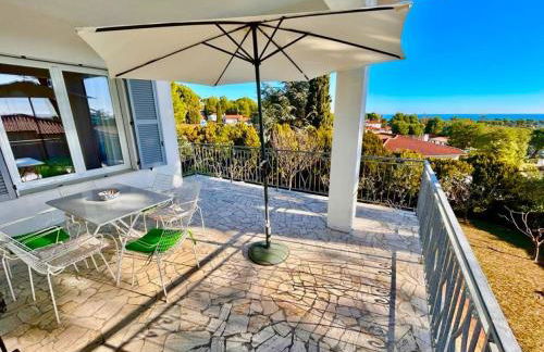 Villa Renata, bellissima villa con terrazzo vista mare e spiaggia inclusa - Foto 3