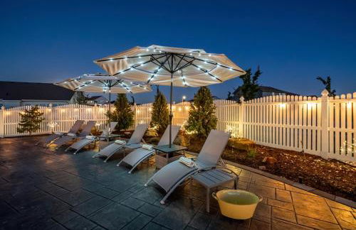 Spacious Country Farmhouse Retreat, Sleeps 16, Pool, Movie Room - Foto 2