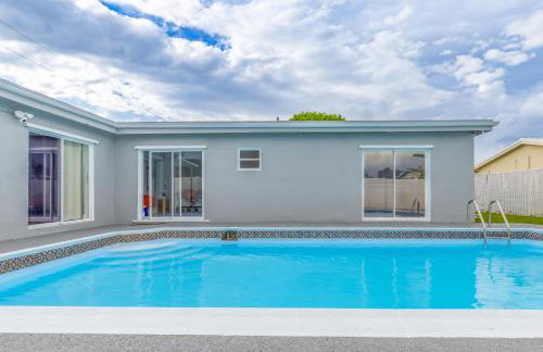 Villa 4BR Villa Private Pool BBQ Area Near Beach - Photo 71