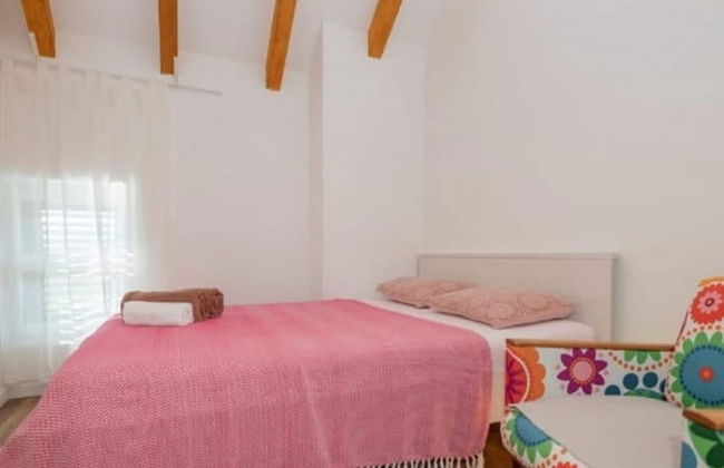 Adorable Holiday Home With Swimming Pool - Foto 2